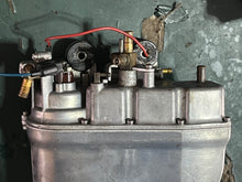 Lade das Bild in den Galerie-Viewer, 250 hp Yamaha OX66 VST FLOAT CHAMBER W TOP 66K-14980-00-00 &amp; FUEL PUMP 67H-13907-00-00 Two Stroke v6 150 - 225 hp 1999-2003
