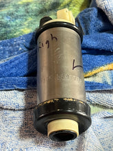 Cargar imagen en el visor de la galería, 115 hp Mercury Optimax VST FUEL PUMP high pressure 888725T02 two stroke DFI compatible 75 - 300 hp TESTED
