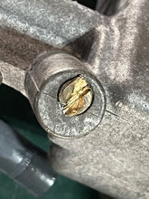 Cargar imagen en el visor de la galería, f 90 75 hp Yamaha vst FLOAT CHAMBER 6D8-14180-20-00 PUMP 6C5-13907-00-00 COOLER 6C5-21841-00-00 four stroke 2006-2011
