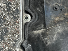 Lade das Bild in den Galerie-Viewer, LOCAL PICK UP: 200 - 300 hp Evinrude E-tec LOWER SIDE COVER SET 25” 5005932 0350875 5005206 0350881 Two Stroke
