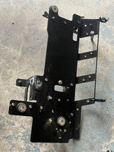 Lade das Bild in den Galerie-Viewer, 115 hp Mercury Optimax ELECTRICAL PLATE 880190T05 Two Stroke 3 Cylinder DFI 2008 75-115 hp
