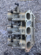 Cargar imagen en el visor de la galería, f 225 200 hp Yamaha port THROTTLE BODY 2 69J-1375A-02-00 69J-13752-00-00 2002-2008 Four Stroke OEM
