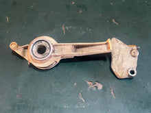Load image into Gallery viewer, 70 hp Johnson 0319318 Spark advance, 0310524 YOKE, 0314133 Throttle lever to cam LINK, 0386652 THROTTLE CAM two stroke
