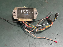 Lade das Bild in den Galerie-Viewer, 35 - 20 hp Force Mercury F529301 CD MODULE cdi control unit Two Stroke oem 1978-1991 300-F529301
