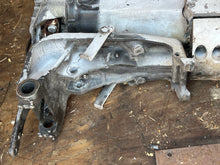 Load image into Gallery viewer, 140 125 120 hp Johnson Evinrude 20” MIDSECTION with EXHAUST HOUSING 0397861 ADAPTOR 0398694 SWIVEL BRACKET 0432708 STEERING ARM 0392519 two stroke 1988
