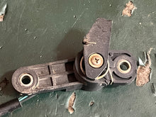 Load image into Gallery viewer, parts BF 200 225 hp Honda TRIM ANGLE SENSOR 35660-ZY3-003 four stroke 2002-up, some compatibility 175 250 hp
