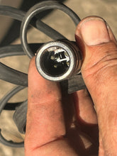 Lade das Bild in den Galerie-Viewer, 200 hp Yamaha OIL LEAD WIRE 6E5-82521-03-00 10’ Two Stroke 1985-1993 some compatibility 115 130 150 175 220 225 250 hp

