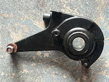 Lade das Bild in den Galerie-Viewer, 115 90 hp Mercury Optimax THROTTLE LEVER 881969-c Two Stroke 3 Cylinder DFI 2008
