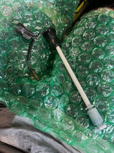 Lade das Bild in den Galerie-Viewer, 150 200 225 250 hp Yamaha OIL LEVEL GAUGE 6E5-85720-04-00 V6 Two-Stroke 1995-2004 OX66 some 115 130 hp compatibility
