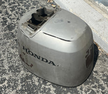 Load image into Gallery viewer, BF 90 HP Honda Cowling 63100-zw1-030za, compatible 75 hp engine cover lid top AIR BAFFLE REMOVED
