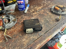 Cargar imagen en el visor de la galería, sold dec5-2025——DF 200 hp Suzuki ECU Control Unit 33920-96L21 f8t55372 Four Stroke 2016-2018 super# 33920-96L60 96L20 96L80 96LE0 96LS0 96LO0
