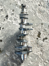 Lade das Bild in den Galerie-Viewer, 40 30 hp Mercury EFI CRANKSHAFT long 858507T04 four stroke 3 cylinder 2005
