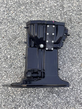 Charger l'image dans la galerie, MFS 50 40 hp Tohatsu midsection DRIVE SHAFT HOUSING long 3KYQ610301 four stroke 2013-2025 some 60 hp

