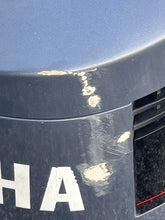Cargar imagen en el visor de la galería, 150 hp Yamaha TOP COWLING 6R2-42610-40-EK two stroke v6 1990-1993 some 175 200 hp
