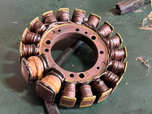 Lade das Bild in den Galerie-Viewer, needs connector repair - DT 150 200 225 HP Suzuki 32101-92E10 Stator Two Stroke Magneto SUPER SIX efi some compatibility 1987-2000
