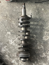 Lade das Bild in den Galerie-Viewer, 150 - 200 hp Yamaha CRANKSHAFT 6G5-11411-00-00 two stroke 1984-1989 some 220 225 hp
