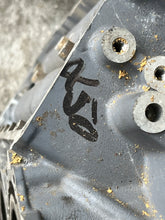 Load image into Gallery viewer, 250 225 hp Yamaha HPDI CRANKCASE BLOCK w COVER 60X-15100-03-1S 60V-00 two stroke 2005-2009
