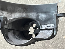 Cargar imagen en el visor de la galería, 115 hp Mercury Optimax BOTTOM COWL BRACKET 8M0000484 8M0000504 GROMMET 8M0006618 Two Stroke 3 Cylinder DFI 2008
