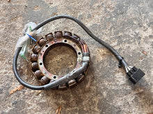 Lade das Bild in den Galerie-Viewer, f 115 hp Yamaha STATOR 6EK-81410-00-00 four stroke 2014-2025 some 130 hp compatibility
