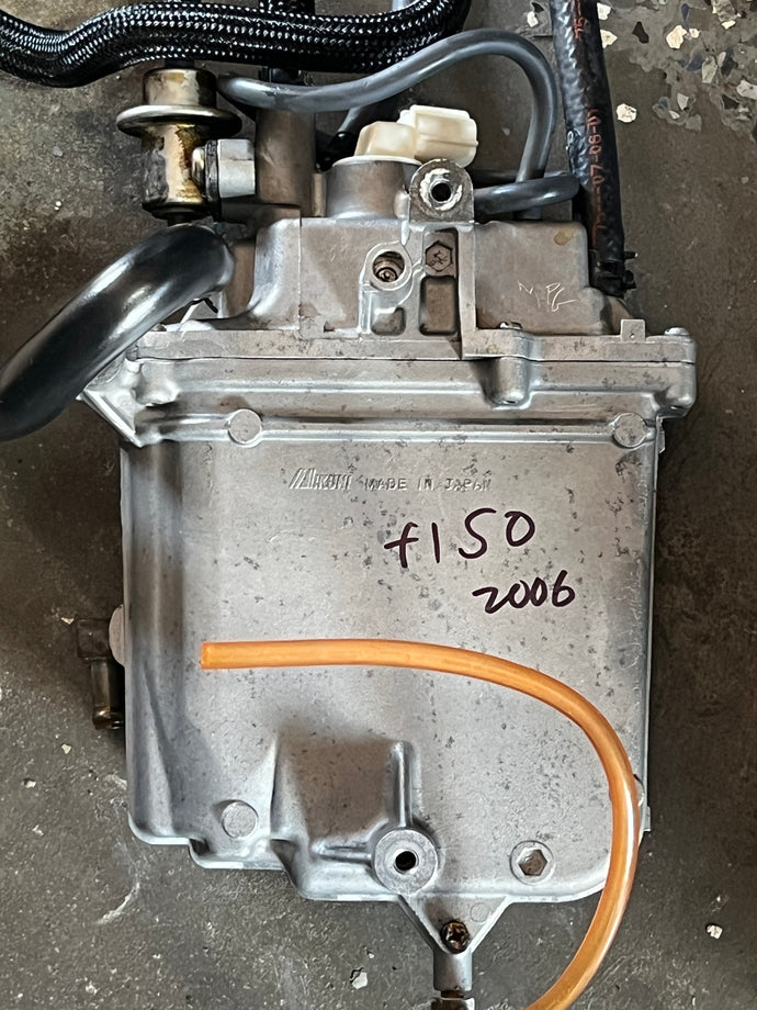 f 150 hp Yamaha VST 63P-14180-00-00 FLOAT CHAMBER & 63P-13907-01-00 FUEL PUMP tested FOUR STROKE 2005 nla, super #s: 63P-14180-01-00, 63P-14180-02-00, 63P-14180-03-00  2005-2007