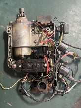 Lade das Bild in den Galerie-Viewer, 50 40 hp Yamaha Two Stroke STARTING MOTOR ASSY 1994-2007 6F5-81800-11-00, STARTER RELAY 6G1-81941-10-00, BRACKET 6H4-81822-02-98, RECTIFIER &amp; REGULATOR 2000-2008 6H2-81960-10-00, IGNITION COILS
