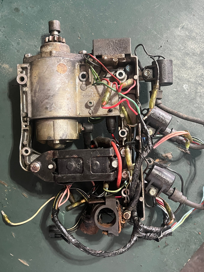 50 40 hp Yamaha Two Stroke STARTING MOTOR ASSY 1994-2007 6F5-81800-11-00, STARTER RELAY 6G1-81941-10-00, BRACKET 6H4-81822-02-98, RECTIFIER & REGULATOR 2000-2008 6H2-81960-10-00, IGNITION COILS