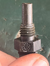 Lade das Bild in den Galerie-Viewer, 60 50 40 hp Mercury TEMPERATURE SENSOR 2-pin 8M0148668 four stroke EFI
