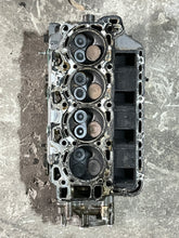 Cargar imagen en el visor de la galería, BF 90 75 hp Honda CYLINDER HEAD 12210-ZW1-010ZA four stroke 1997-2006
