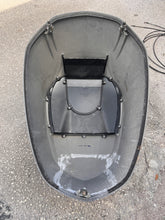 Lade das Bild in den Galerie-Viewer, f 300 hp Yamaha TOP COWLING engine cover 6CE-42610-00-00 6BJ-42610-10-8D 6BJ-42610-20-8D 6BJ-42610-21-8D four stroke 2007-15
