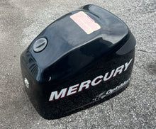 Lade das Bild in den Galerie-Viewer, 115 hp Mercury Optimax TOP COWL cover 880778T03 898436T01 Two Stroke 3 Cylinder DFI 2008 8M0075375 880778T04
