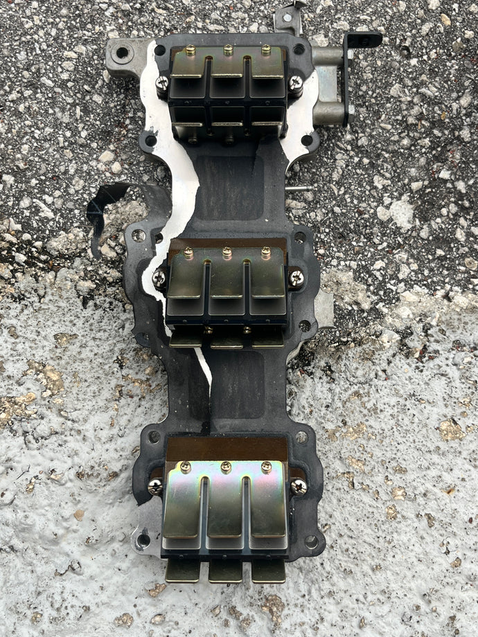 90 hp Yamaha INTAKE MANIFOLD 6H1-13641-02-94 REED VALVE 688-13610-00-00 688-W0004-00-00 two stroke 1992-2009 some 75 hp