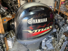 Cargar imagen en el visor de la galería, 2018 90 hp Yamaha VF Four Stroke Vmax 20” Complete Motor 1600 Hours with rebuilt lower unit
