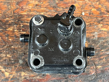 Lade das Bild in den Galerie-Viewer, 40 50 75 90 hp Mercury MECHANICAL FUEL PUMP 14360A43 14360A78 98766-c1 two stroke some other HP compatibility
