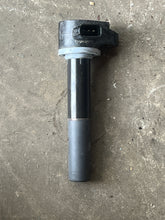 Lade das Bild in den Galerie-Viewer, 135 - 350 hp Mercury Verado IGNITION COIL 8M0039809 four stroke 339-880615T01
