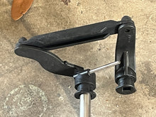 Cargar imagen en el visor de la galería, 175 150 135 115 hp Ficht Evinrude SHIFT LEVER ASSY 0439333 LEVER TO ARM LINK 0343118 0513134  NEUTRAL SWITCH BRACKET two stroke
