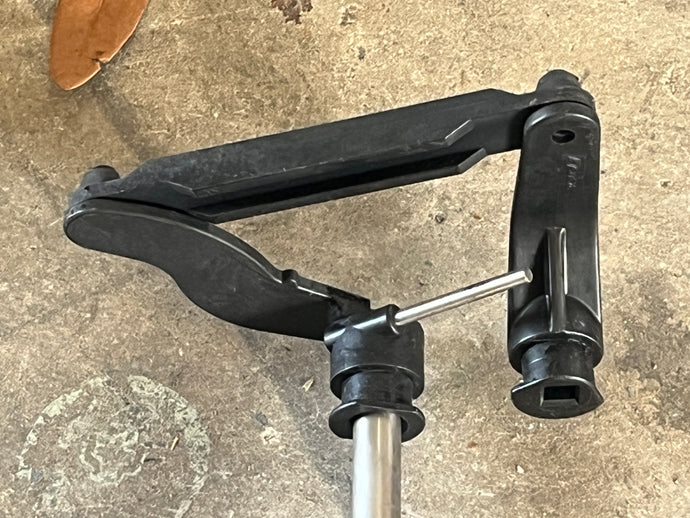 175 150 135 115 hp Ficht Evinrude SHIFT LEVER ASSY 0439333 LEVER TO ARM LINK 0343118 0513134  NEUTRAL SWITCH BRACKET two stroke