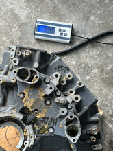 Load image into Gallery viewer, 250 225 hp Yamaha HPDI CRANKCASE BLOCK w COVER 60X-15100-03-1S 60V-00 two stroke 2005-2009
