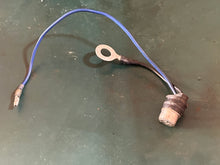 Load image into Gallery viewer, DT 75 85 hp Suzuki 34850-95510 HEAT SWITCH sensor Two Stroke 50 60 65 hp OEM
