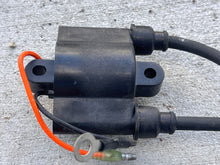 Charger l'image dans la galerie, 50 hp Mercury Quicksilver IGNITION COIL 339-825101 four stroke
