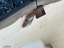 Lade das Bild in den Galerie-Viewer, 15 9.9 hp Johnson Evinrude motor ENGINE COVER 0392784 0391842 two stroke 1983
