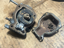 Load image into Gallery viewer, 7.5 4.5 HP Johnson Evinrude 0390249 frozen PARTS carburetor two stroke 1980-81 stamped 396736
