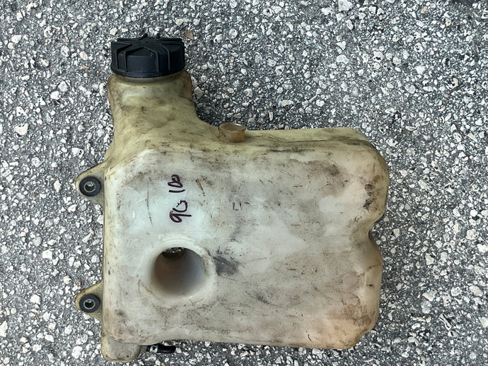 DT 90 100 hp Suzuki OIL TANK 69100-87E02 69200-87D05 two stroke 1989-1999