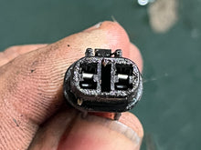 Lade das Bild in den Galerie-Viewer, DF 30 25 hp Suzuki IGNITION TIMING COIL 32160-94L00 four stroke 2015-2020
