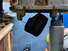 Cargar imagen en el visor de la galería, vf 250 225 200 hp Yamaha VST Float Chamber 6CB-14160-10-00 with fuel pump 6CB-13907-10-00 4.2 liter Four Stroke TESTED
