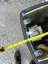 Load image into Gallery viewer, 70 60 HP Evinrude 0283075 engine cover top cowl Two Stroke 283075 1989-99
