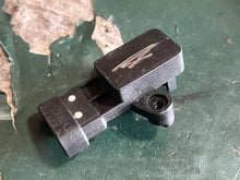 Load image into Gallery viewer, 150 175 hp Johnson Evinrude 0777662 777662 0584914 586343 Flywheel Sensor Assembly OIS ignition Two Stroke
