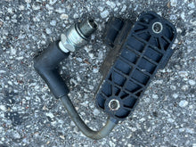Load image into Gallery viewer, 250 225 hp Mercury EFI IGNITION COIL CDM MODULE 826134Q  827509A7 827509T7 two stroke some compatibility 30-300 hp
