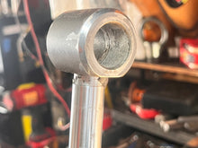 Load image into Gallery viewer, 115 130 150 175 200 hp Yamaha ptt POWER TRIM &amp; TILT UNIT two-wire 6G5-43800-05-4D two stroke 1994-1996 no broken bolts good manual release
