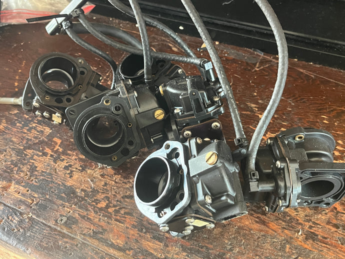 225 hp Johnson v6 Looper CARB SET two stroke