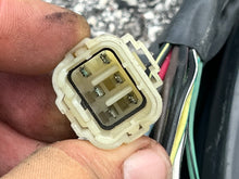 Load image into Gallery viewer, BF Honda 25&#39; main engine harness 32205-ZY6-025AH Four Stroke electrical rigging COMPATIBLE MANY 25 - 250 hp
